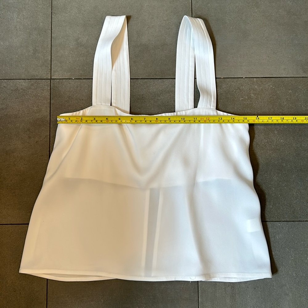 Karina Grimaldi Awada Solid White Top - Picture 4 of 12